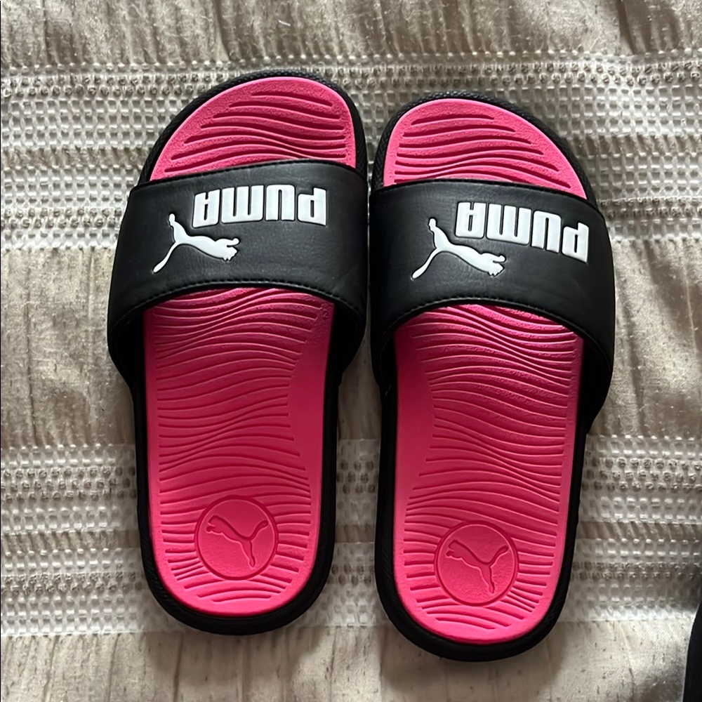 Puma Black Slides